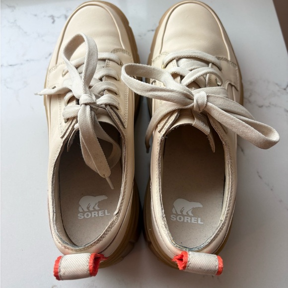 Sorel Cream Leather Women's Sneakers with Tan Sole - Picture 2 of 6